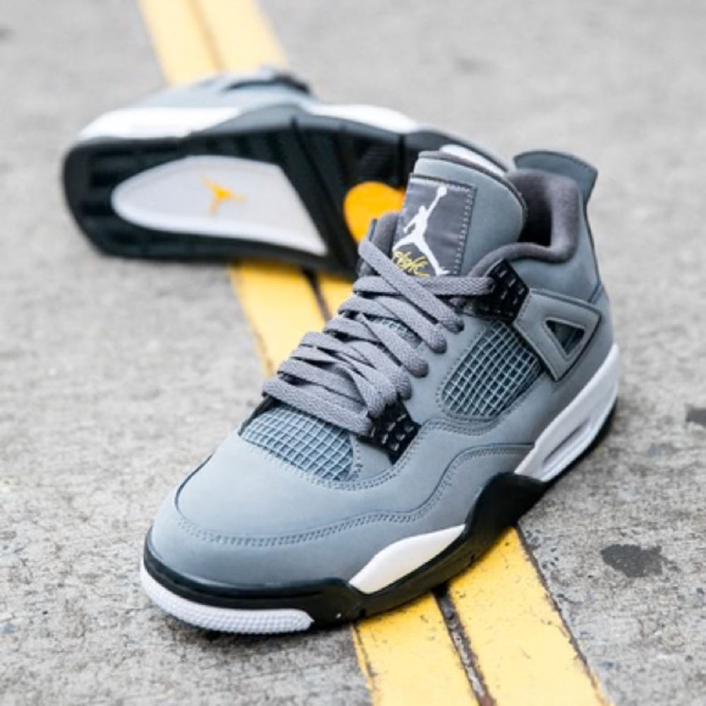 Air Jordan 4 Retro 'Cool Grey' Sneakers